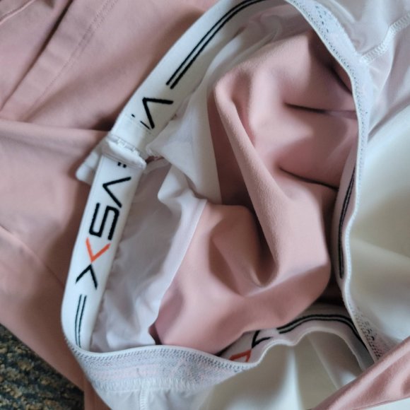 VICTORIAS SECRET Tank Pink VSX Sport w Underwire Workout Top V Neck Size Large - Picture 13 of 14